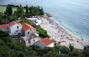 Пляж в Плат, Хорватия – фотографии Хорватии