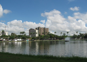 Озеро в Жуан-Песоа, Бразилия – фотографии Бразилии