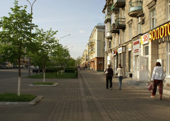 Улица в Новокузнецке, Россия. Фото 1 – фотографии России