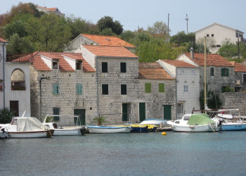 Дома в Дрвеник, Хорватия – фотографии Хорватии