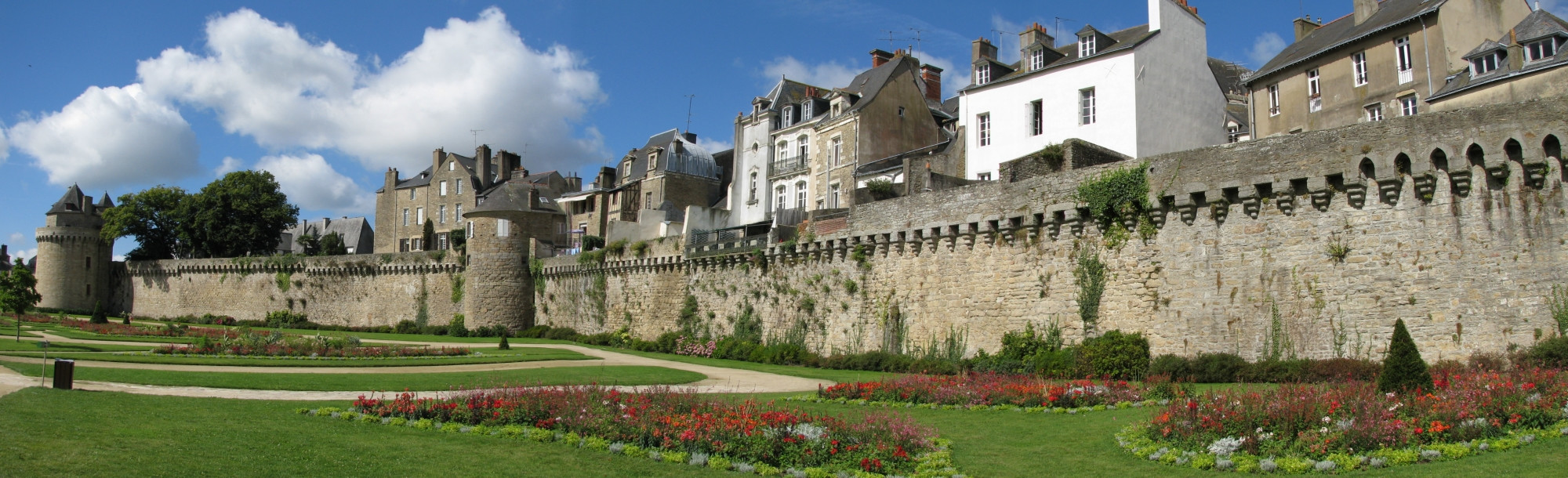 Достопримечательность в Ванне, Франция. Фото 3 – фотографии Франции