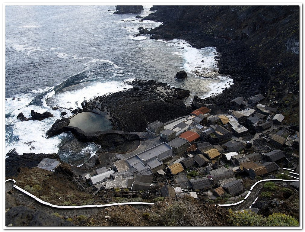 Позо-де-лас-Калькосас, Эль-Йерро остров, Канарские острова, фото № 34640 – фотографии Канарских островов