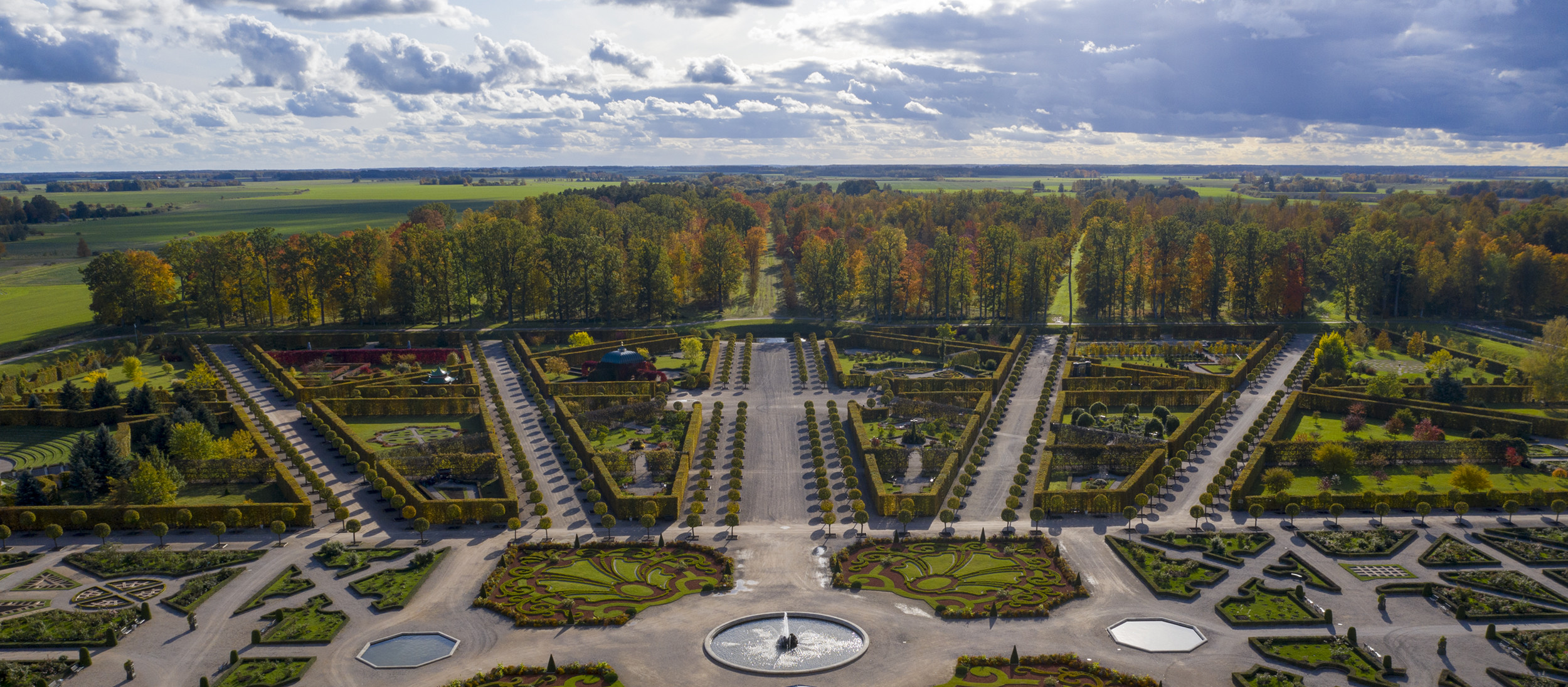 Дворец Рундале (Rundāle Palace) в Латвии – фотографии Латвии