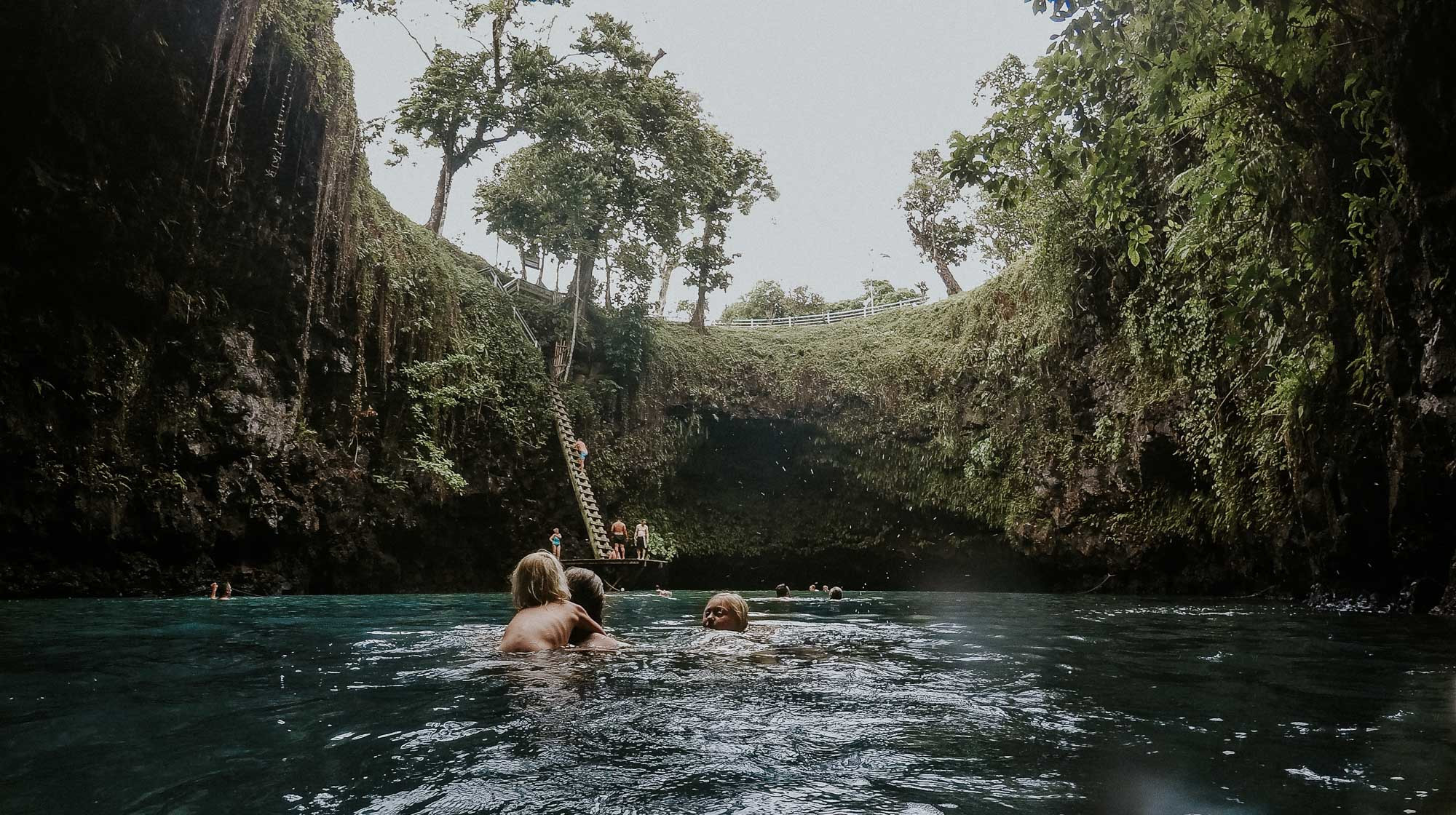 Впадина То-Суа (To Sua Ocean Trench), остров Уполу в Самоа – фотографии Самоа