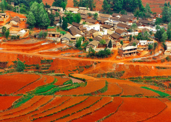 Раньше местонахождение Красной Земли Дончуань держали в строжайшем секрете в Китае – фотографии Китая