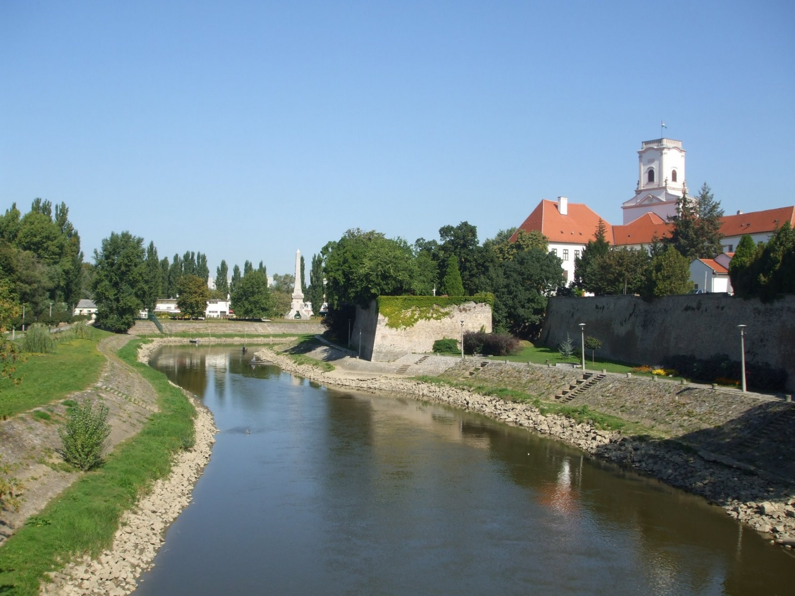 Город Дьёр – фотографии Венгрии