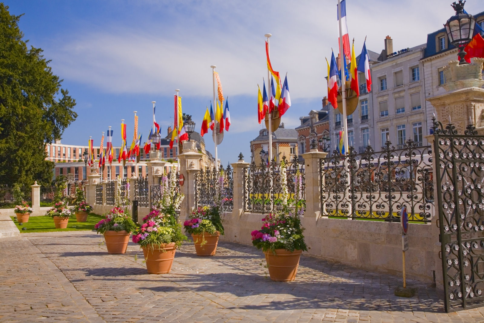 Дворец в Орлеане, Франция – фотографии Франции