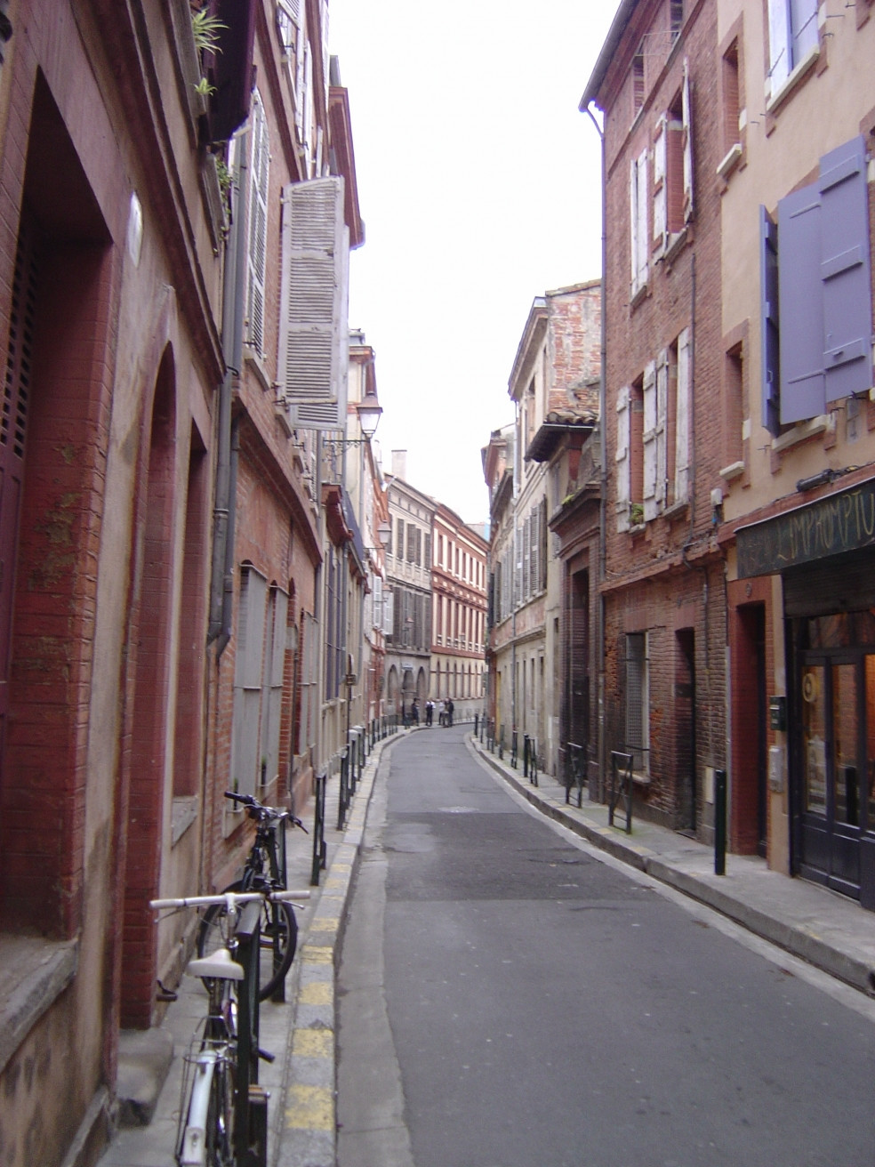 Улица в Тулузе, Франция. Фото 21 – фотографии Франции