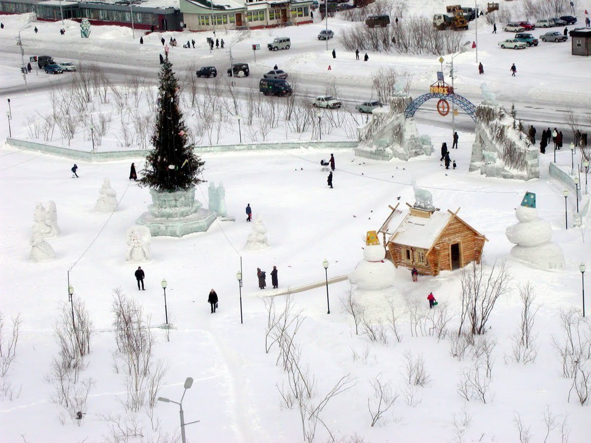 Новогодний городок в Воркуте, Россия – фотографии России