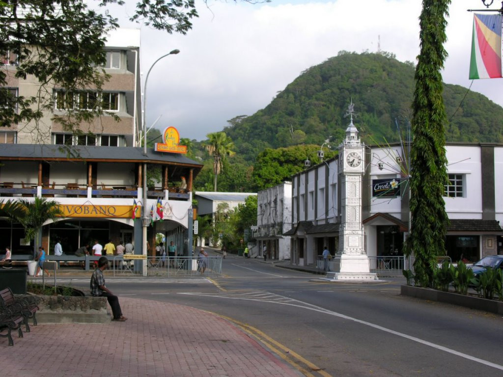 Улица на острове Маэ, Сейшелы. Фото 1 – фотографии Сейшельских островов
