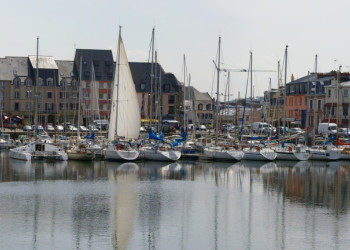 Порт в Пэмполе, Франция – фотографии Франции