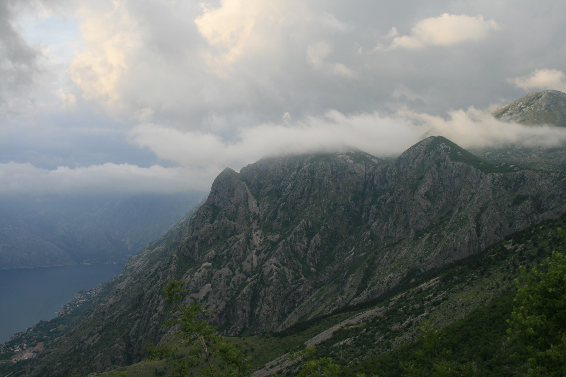 Горы в Ловчен, Черногория. Фото 26 – фотографии Черногории