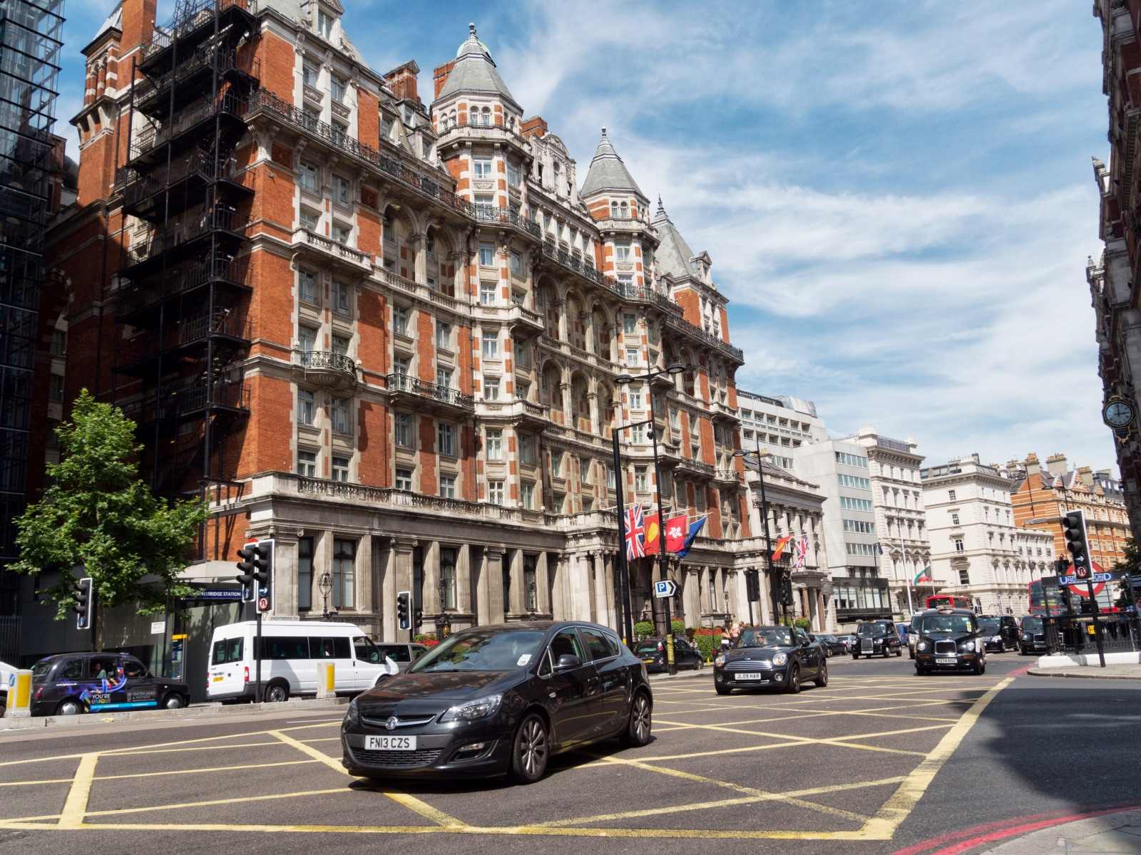 Универмаг Harrods, район Найтсбридж в Лондоне. Фото 1 – фотографии Великобритании