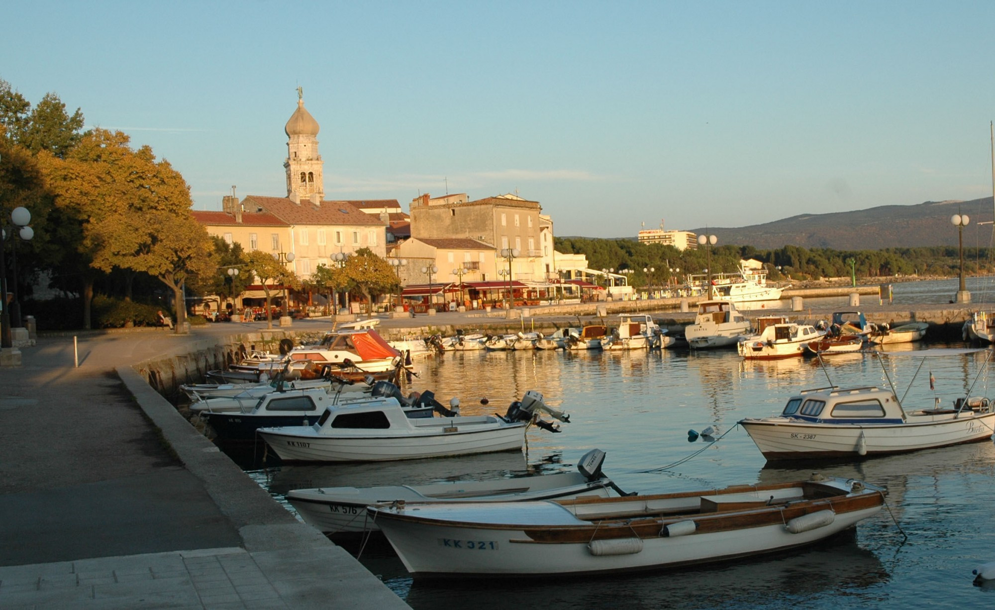 Набережная в Крк, Хорватия. Фото 3 – фотографии Хорватии