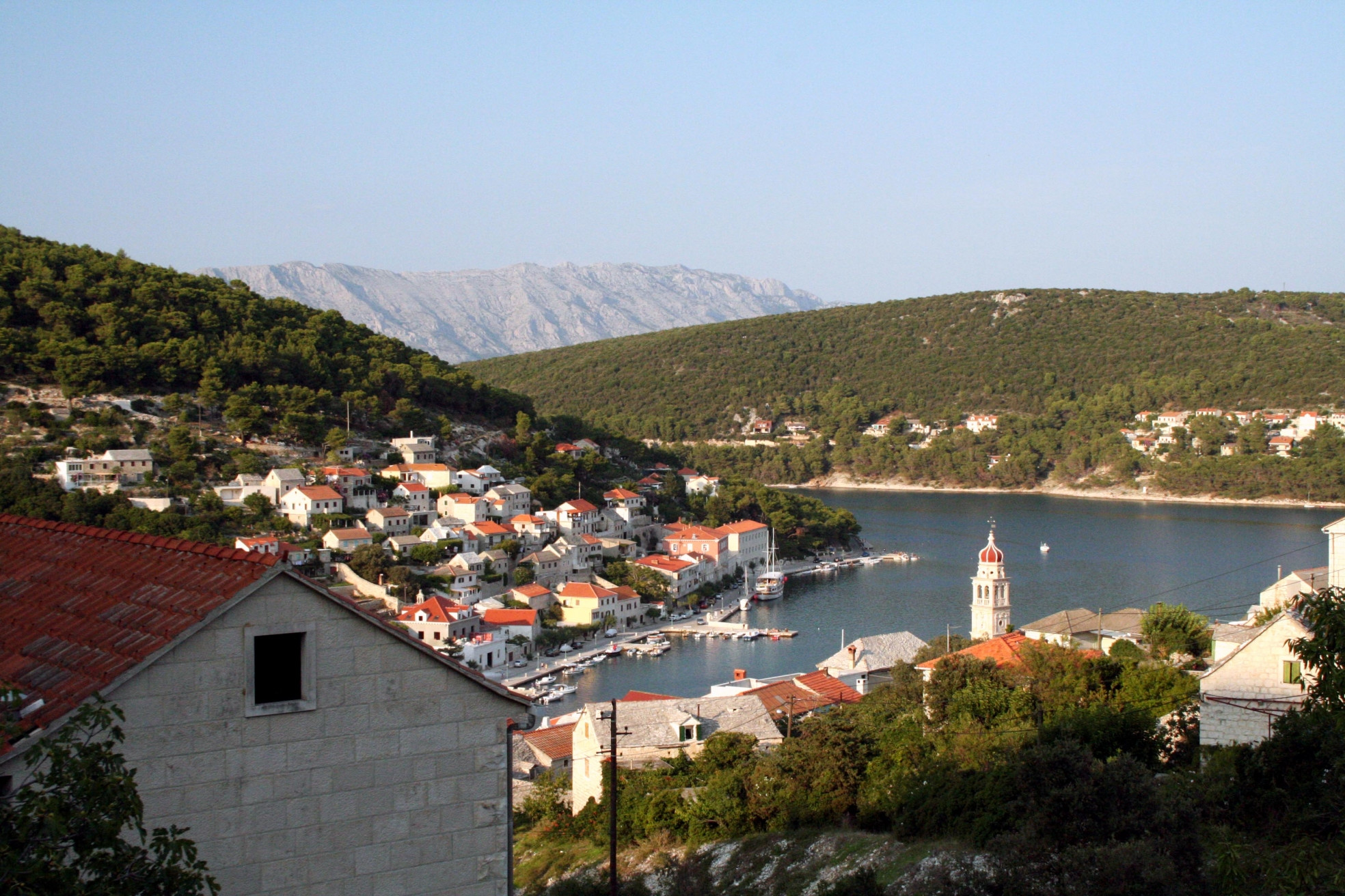 Панорамный вид в Пучишче, Хорватия – фотографии Хорватии