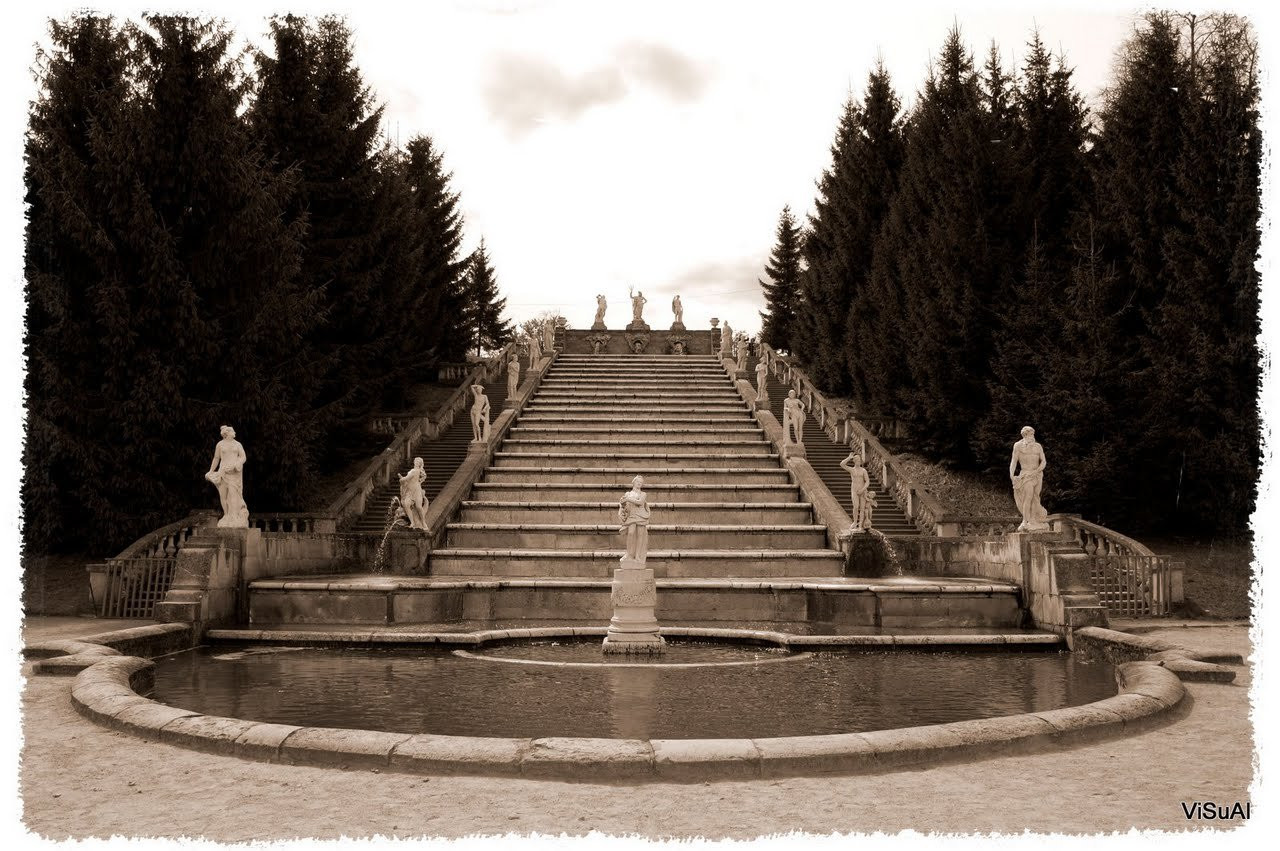 Фонтан в Петергофе, Россия. Фото 12 – фотографии России