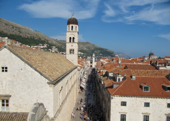 Центральная улица Старого города - Страдун (Stradun). Фото 1 – фотографии Хорватии