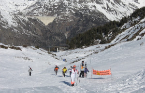 Лыжники в Ле-Тур, Франция – фотографии Франции