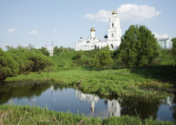 Свято-Троицкий собор в городе Вязьма. Фото 1 – фотографии России