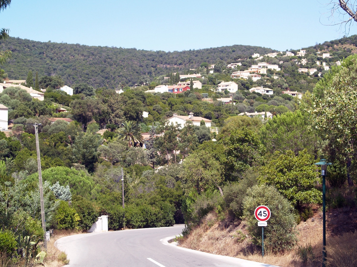 Природа в Ла-Круа-Вальмер, Франция – фотографии Франции