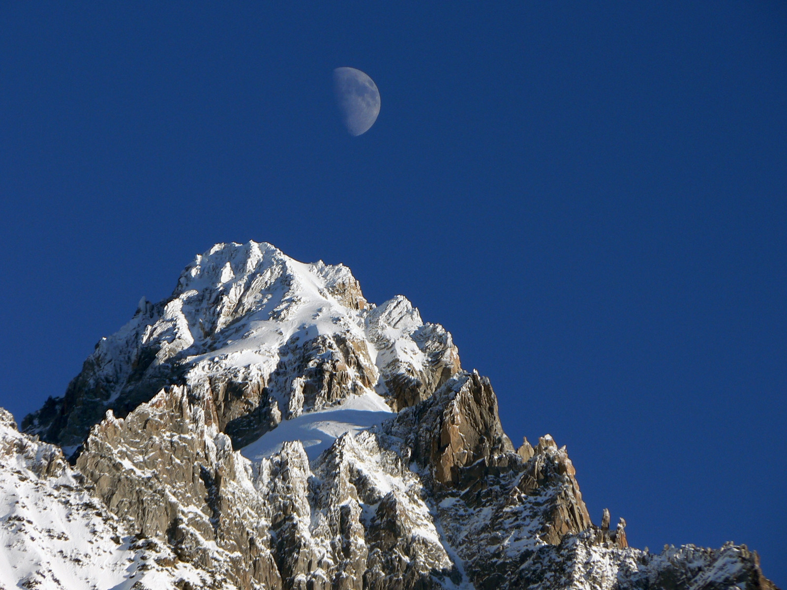 Гора в Аржентьере, Франция. Фото 3 – фотографии Франции