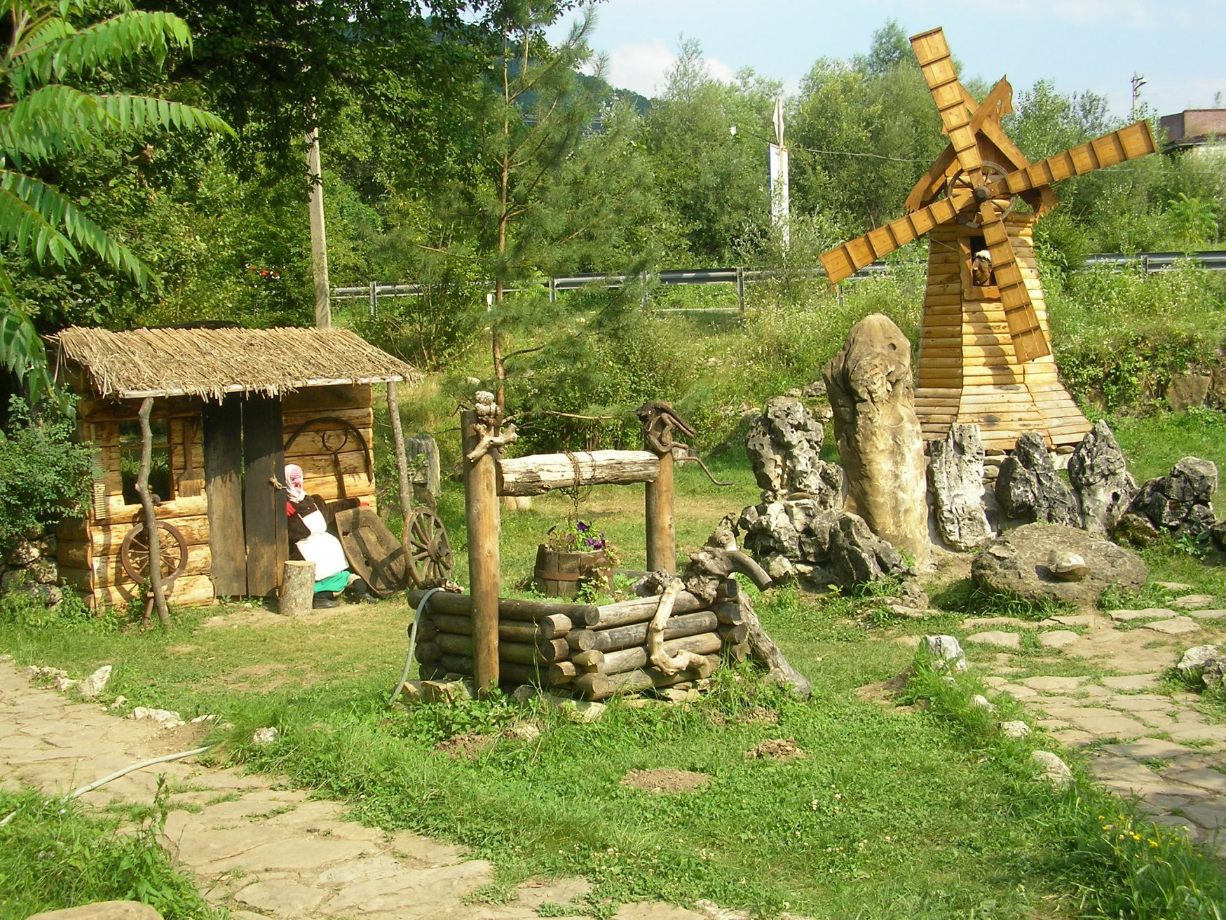 Скульптуры в Майкопе, Россия – фотографии России