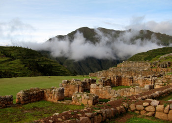 Руины инков в Чинчеро – фотографии Перу