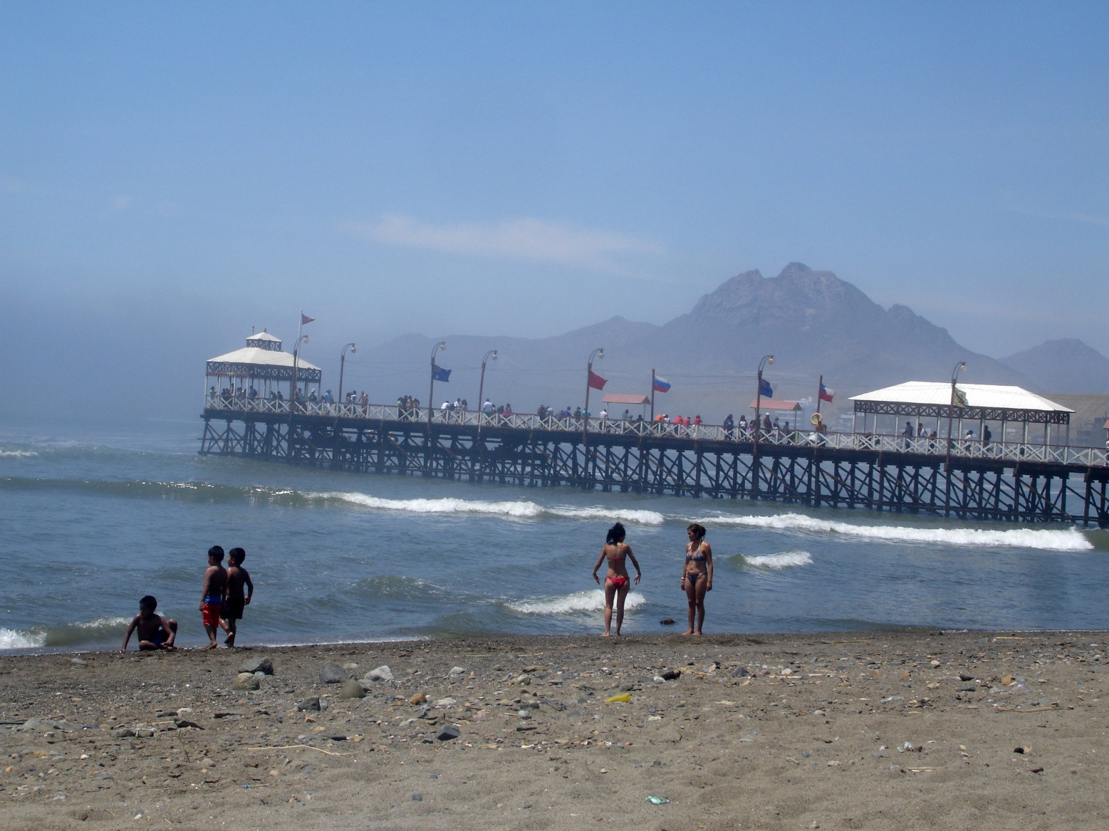 Большая пристань в Уанчако – фотографии Перу