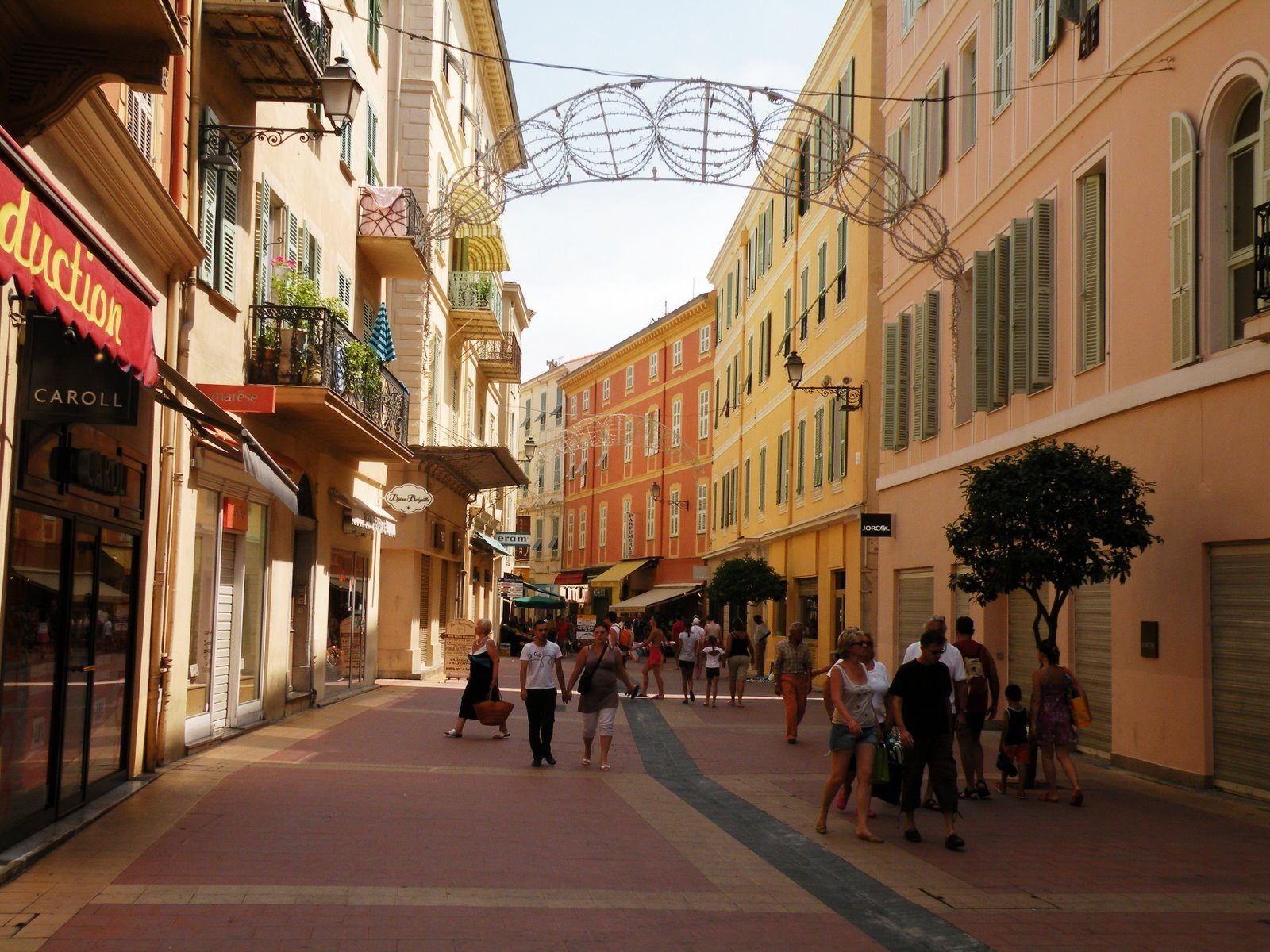 Улица в Ментоне, Франция. Фото 4 – фотографии Франции