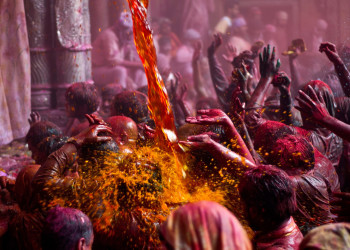 Ежегодный фестиваль весны "Холи" в Индии. Фото 1 – фотографии Индии