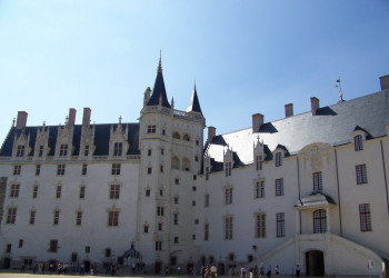 Замок Герцогов Бретонских в Нанте, Франция. Фото 1 – фотографии Франции