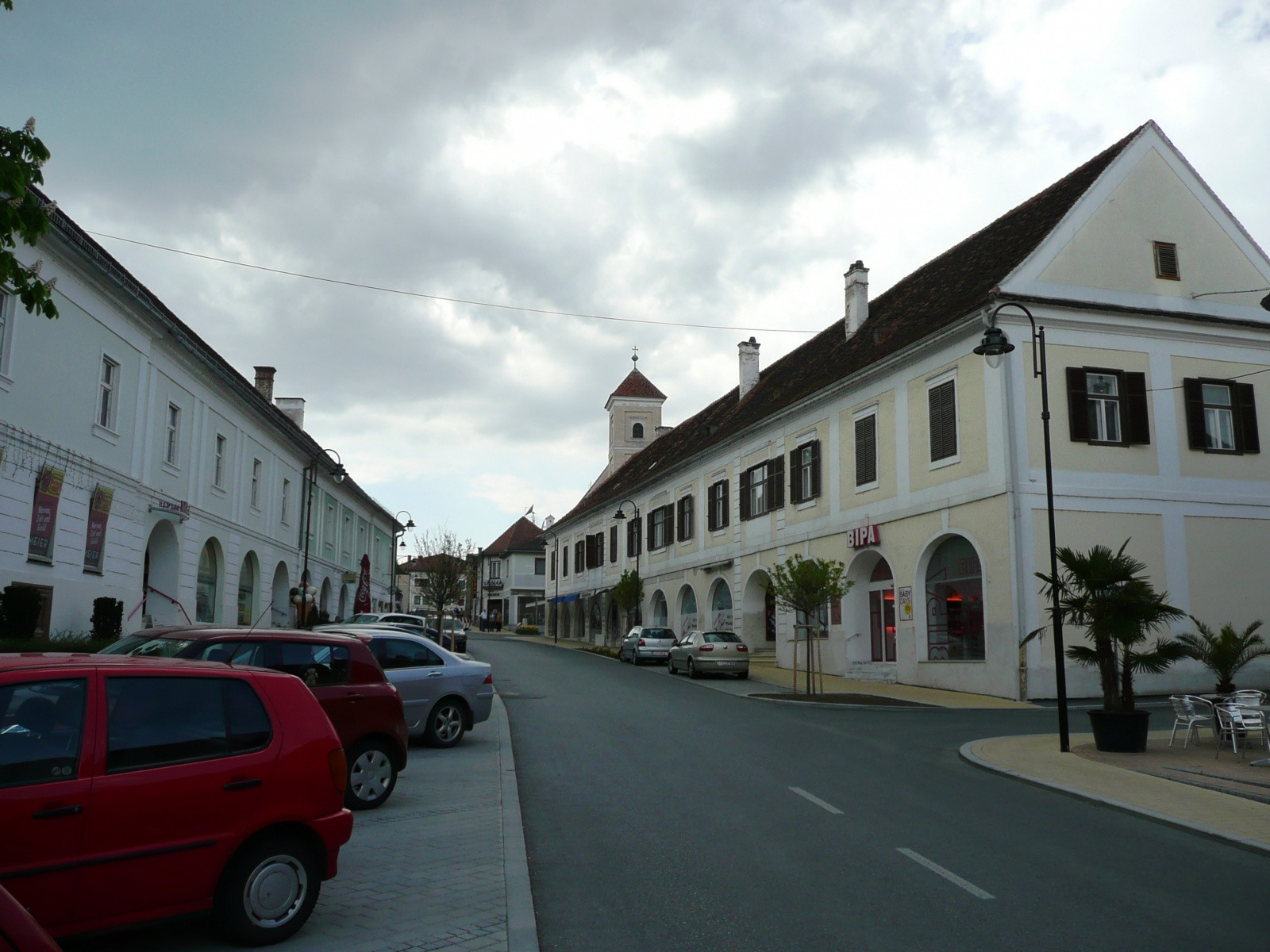Гюсcинг (Güssing) – небольшой город в юго-восточной части Австрии – фотографии Австрии