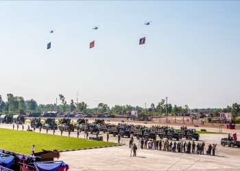 Парад в честь 70-летия со дня образования Народной армии Лаоса – фотографии Лаоса