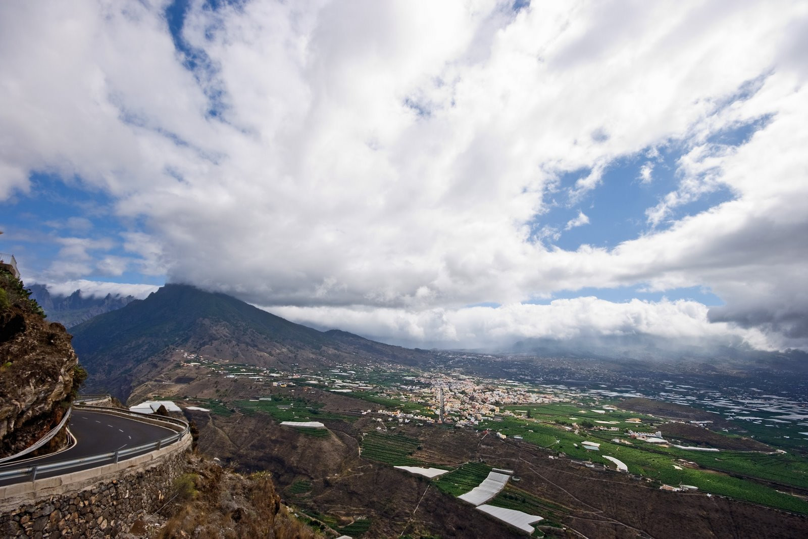Лос-Льянос-де-Аридане, Ла-Пальма остров, Канарские острова, фото № 31935 – фотографии Канарских островов