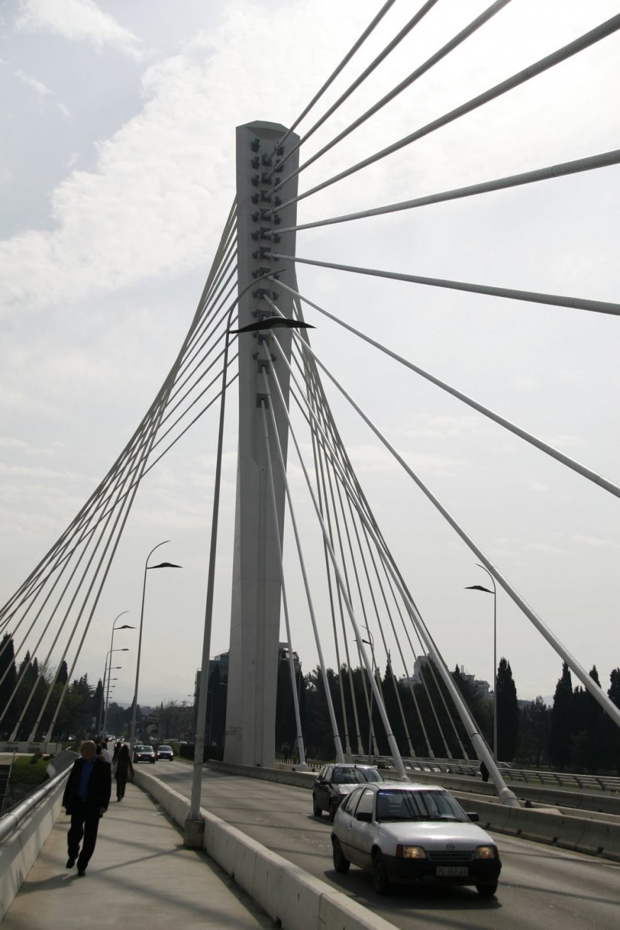 Мост в Подгорица, Черногория – фотографии Черногории