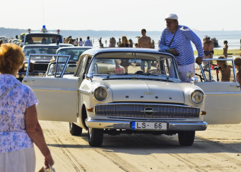 Ретро машины в Юрмале (Латвия) – фотографии Латвии