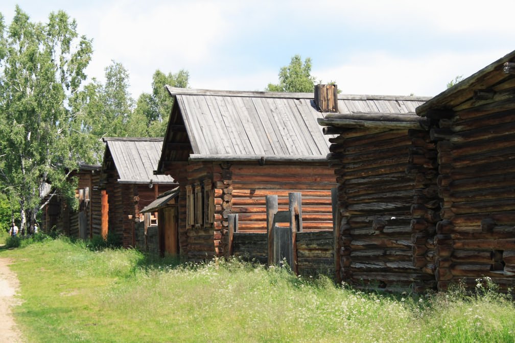 Дома в Тальцах, Россия. Фото 1 – фотографии России
