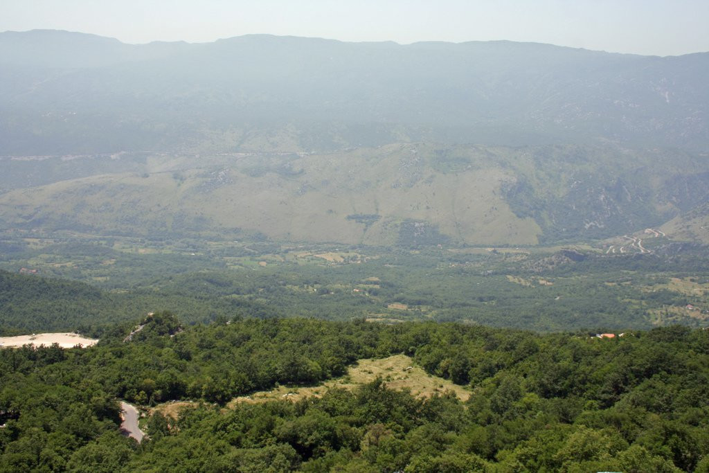 Панорамный вид в Даниловграде, Черногория. Фото 1 – фотографии Черногории