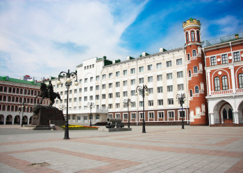 Площадь Оболенского-Ноготкова в Йошкар-Оле. Фото 3 – фотографии России