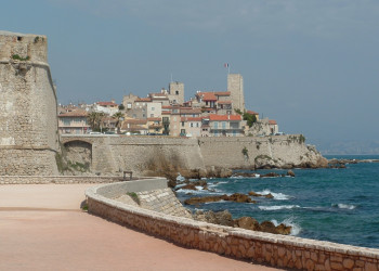 Набережная в Антибе, Франция. Фото 31 – фотографии Франции