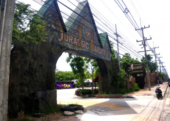 Парк Динозавров (Thunder Rock Dinosaur Park) (1), Тайланд. Фото 5 – фотографии Таиланда