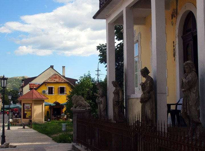 Дома в Цетине, Черногория, Фото 11 – фотографии Черногории