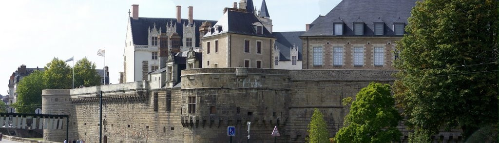 Достопримечательность в Нанте, Франция – фотографии Франции