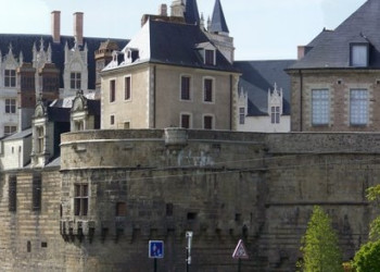 Достопримечательность в Нанте, Франция – фотографии Франции