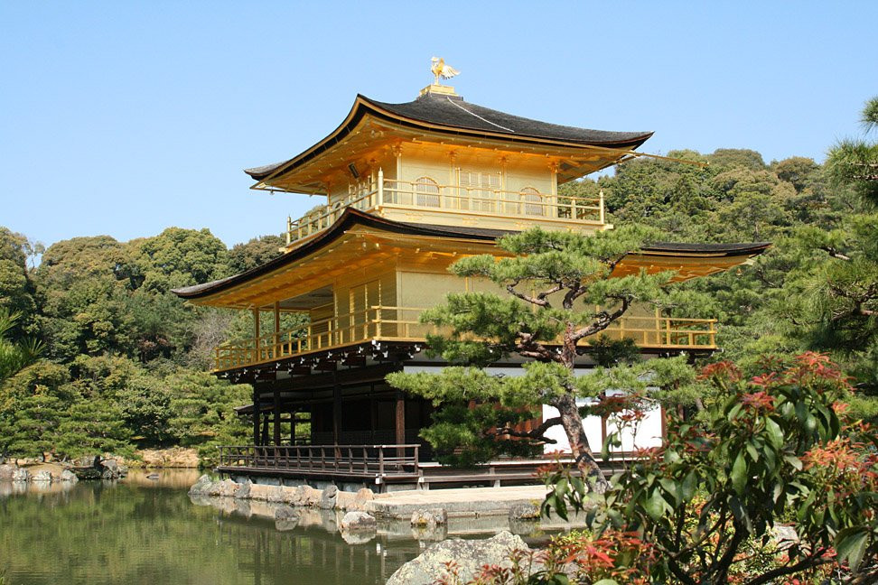 Kyoto - Kinkaku-ji, the famous zen buddhist temple – фотографии Японии