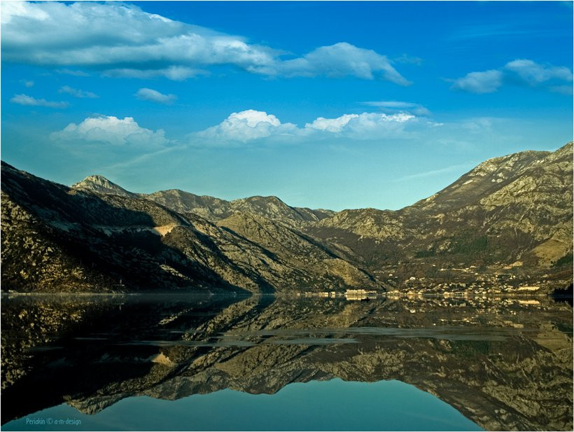 Море в Рисан, Черногория – фотографии Черногории