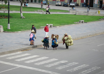 Кахамарка (Cajamarca) – город в Перу – фотографии Перу