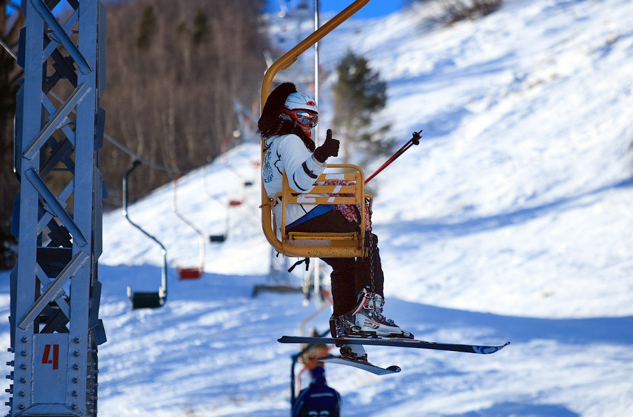1-но кресельная канатная дорога, Чегет, Россия – фотографии России