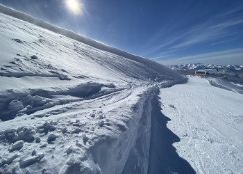 Южный склон Розы Хутор возле нового подъемника – фотографии России