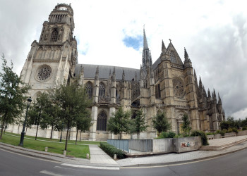 Храм в Орлеане, Франция – фотографии Франции